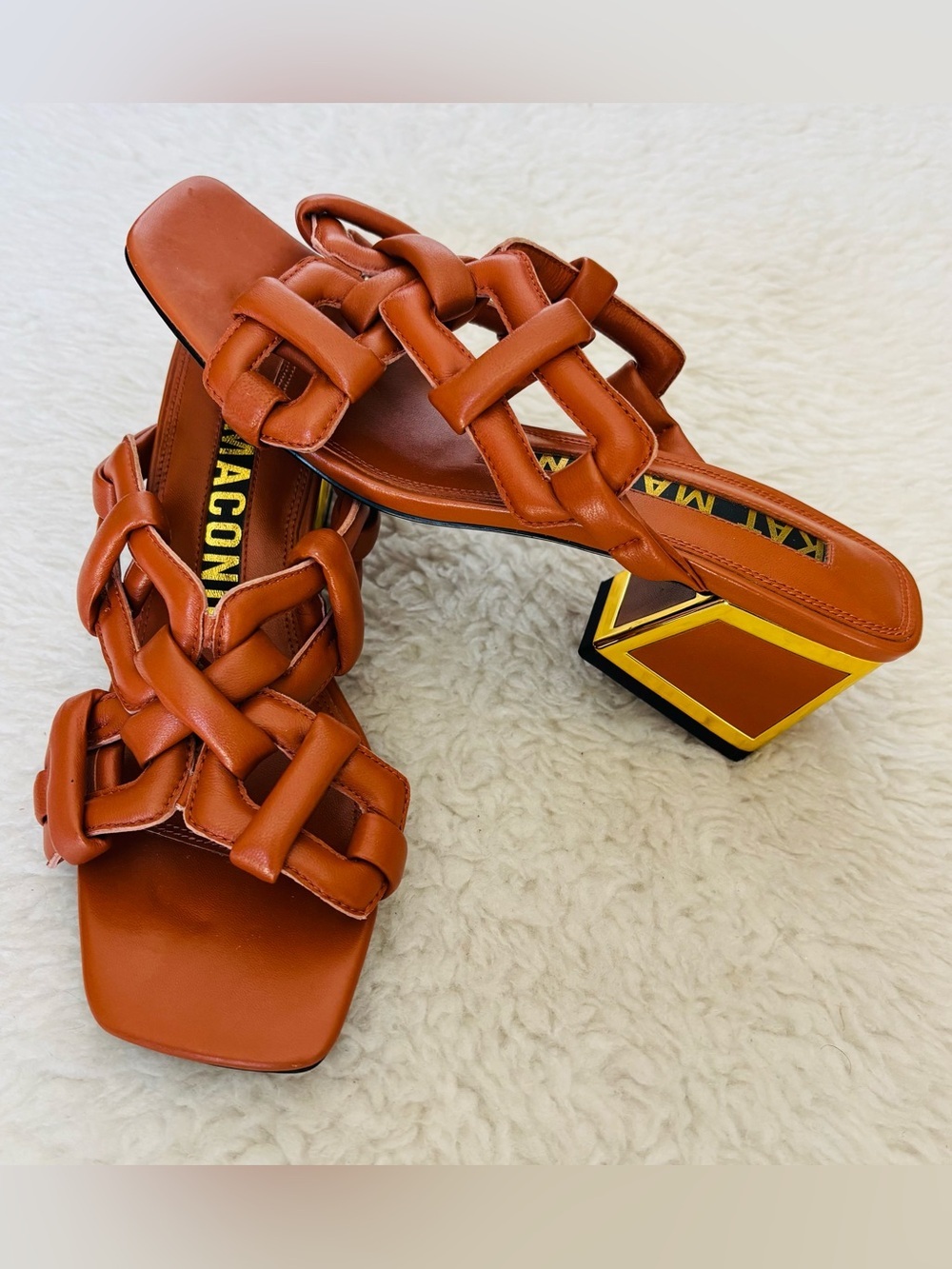 KAT MACONIE Madi  Amber Brown Link Leather Block Heel Sandals size 7